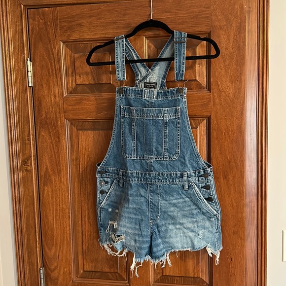 Daisy duke denim overalls - Picture 1 of 4